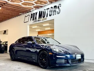 2016 Porsche PANAMERA