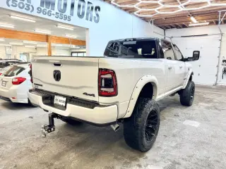 2022 Ram 2500 CREW CAB