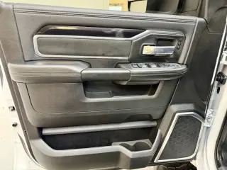 2022 Ram 2500 CREW CAB
