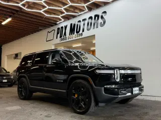 2023 Rivian R1S