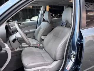 2010 Subaru FORESTER