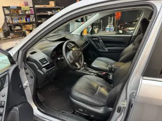 2017 Subaru FORESTER