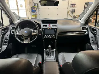 2017 Subaru FORESTER