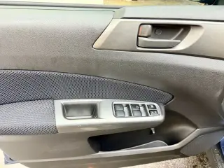2011 Subaru FORESTER