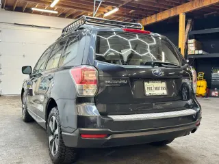 2018 Subaru FORESTER