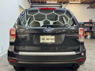 2018 Subaru FORESTER