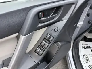 2017 Subaru FORESTER