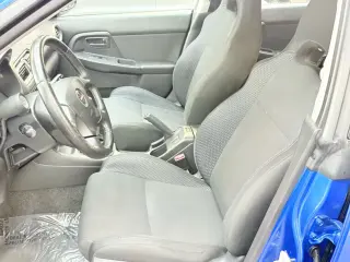 2004 Subaru IMPREZA
