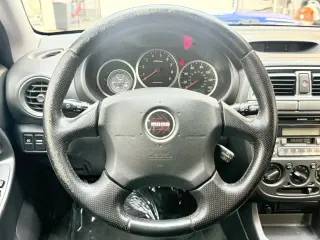 2004 Subaru IMPREZA