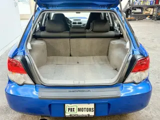 2004 Subaru IMPREZA