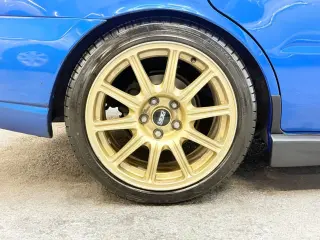 2004 Subaru IMPREZA