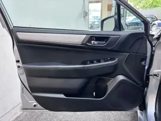 2017 Subaru LEGACY