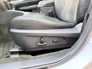 2013 Subaru LEGACY