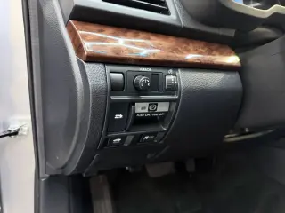 2013 Subaru LEGACY