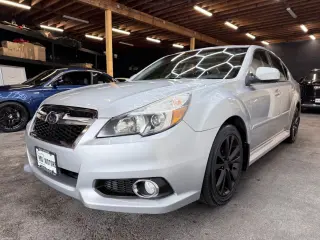 2013 Subaru LEGACY