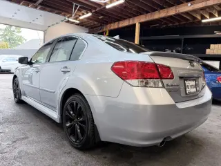 2013 Subaru LEGACY