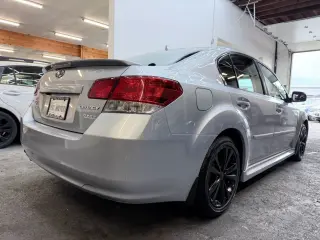 2013 Subaru LEGACY