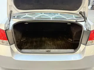 2013 Subaru LEGACY