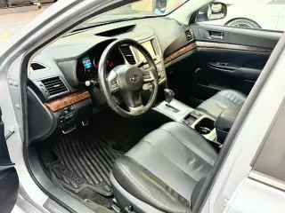 2013 Subaru LEGACY