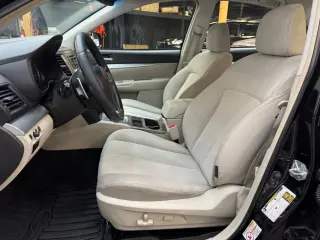 2013 Subaru LEGACY