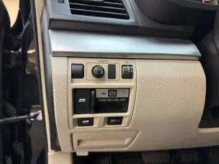 2013 Subaru LEGACY