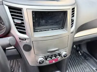 2010 Subaru LEGACY