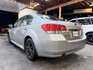 2010 Subaru LEGACY