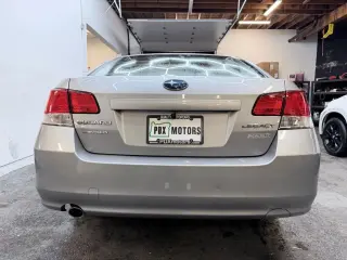 2010 Subaru LEGACY