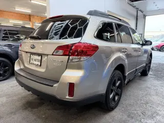 2014 Subaru OUTBACK
