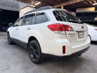 2013 Subaru OUTBACK