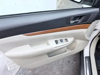 2014 Subaru OUTBACK
