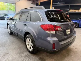 2014 Subaru OUTBACK