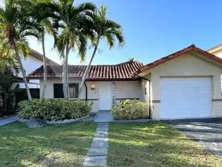 3Bedroom 2Bath House in Miami