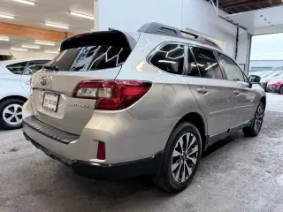 2016 Subaru OUTBACK