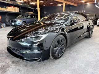 2022 Tesla MODEL S