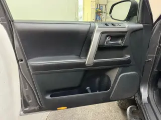 2016 Toyota 4RUNNER
