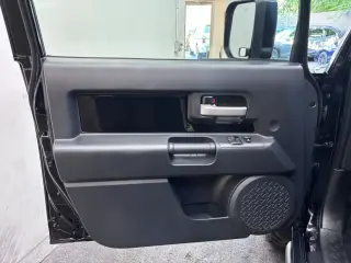 2011 Toyota FJ CRUISER