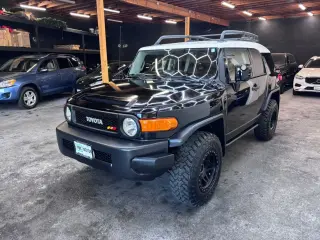 2011 Toyota FJ CRUISER