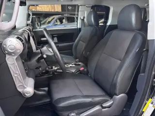 2011 Toyota FJ CRUISER