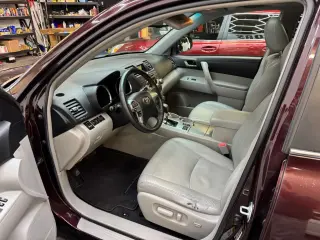 2012 Toyota HIGHLANDER