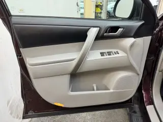 2012 Toyota HIGHLANDER
