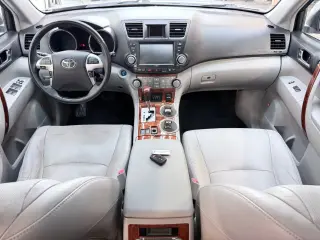 2011 Toyota HIGHLANDER