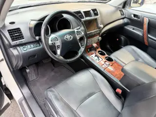 2012 Toyota HIGHLANDER