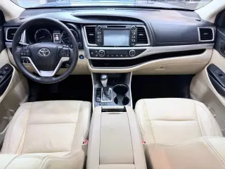 2014 Toyota HIGHLANDER