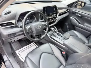 2020 Toyota HIGHLANDER