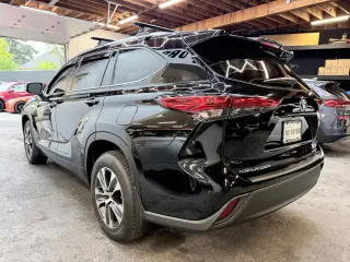 2020 Toyota HIGHLANDER