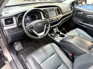 2017 Toyota HIGHLANDER
