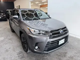 2017 Toyota HIGHLANDER