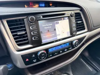 2019 Toyota HIGHLANDER HYBRID