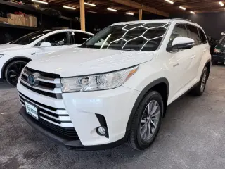 2019 Toyota HIGHLANDER HYBRID